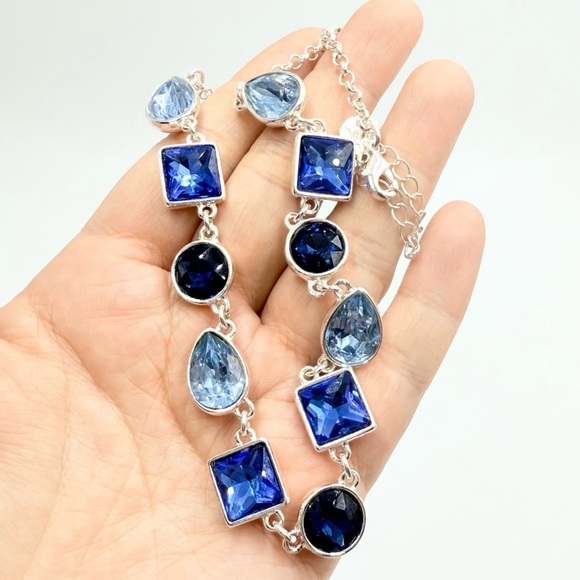 Monet Blue Czech Glass Silver Tone Necklace Bracelet Earrings Set - Picture 8 of 11